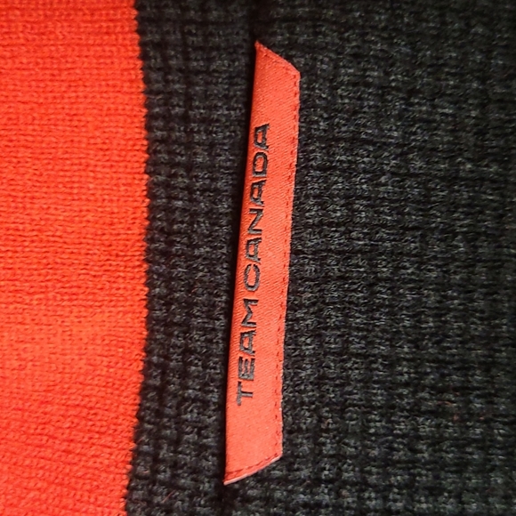 🏒Nike Team Canada Beanie - Picture 3 of 9